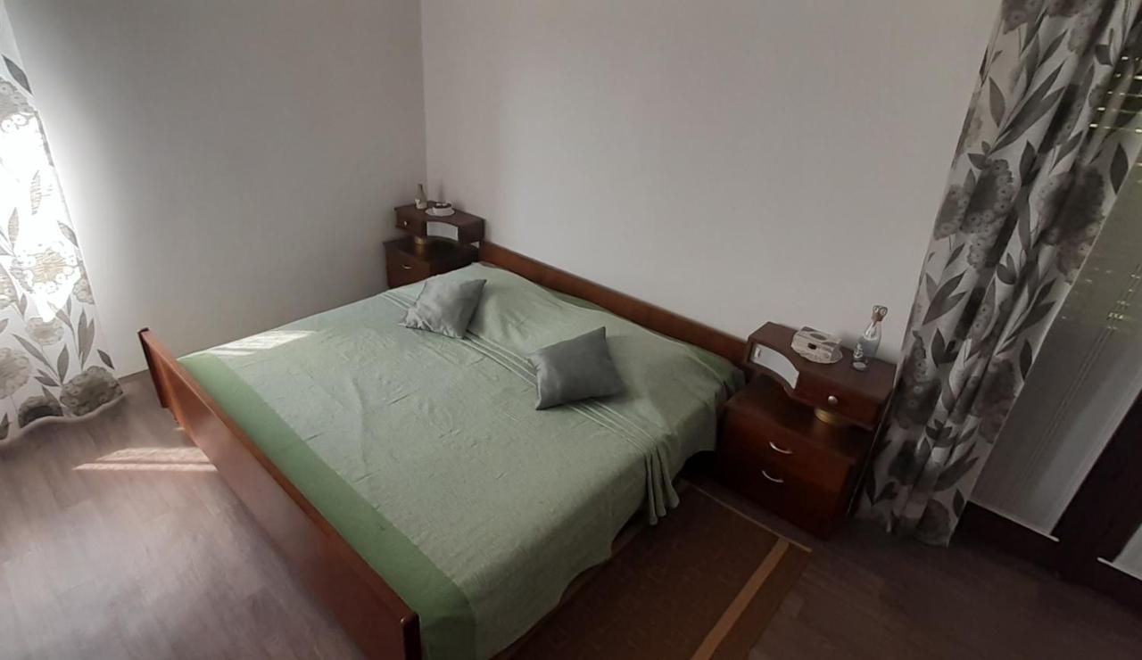 Ina 2 Apartment Фунтана Екстериор снимка